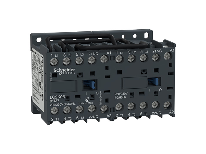 Contacteur inverseur - 3P - AC-3 440V - 9A - bobine 24Vca